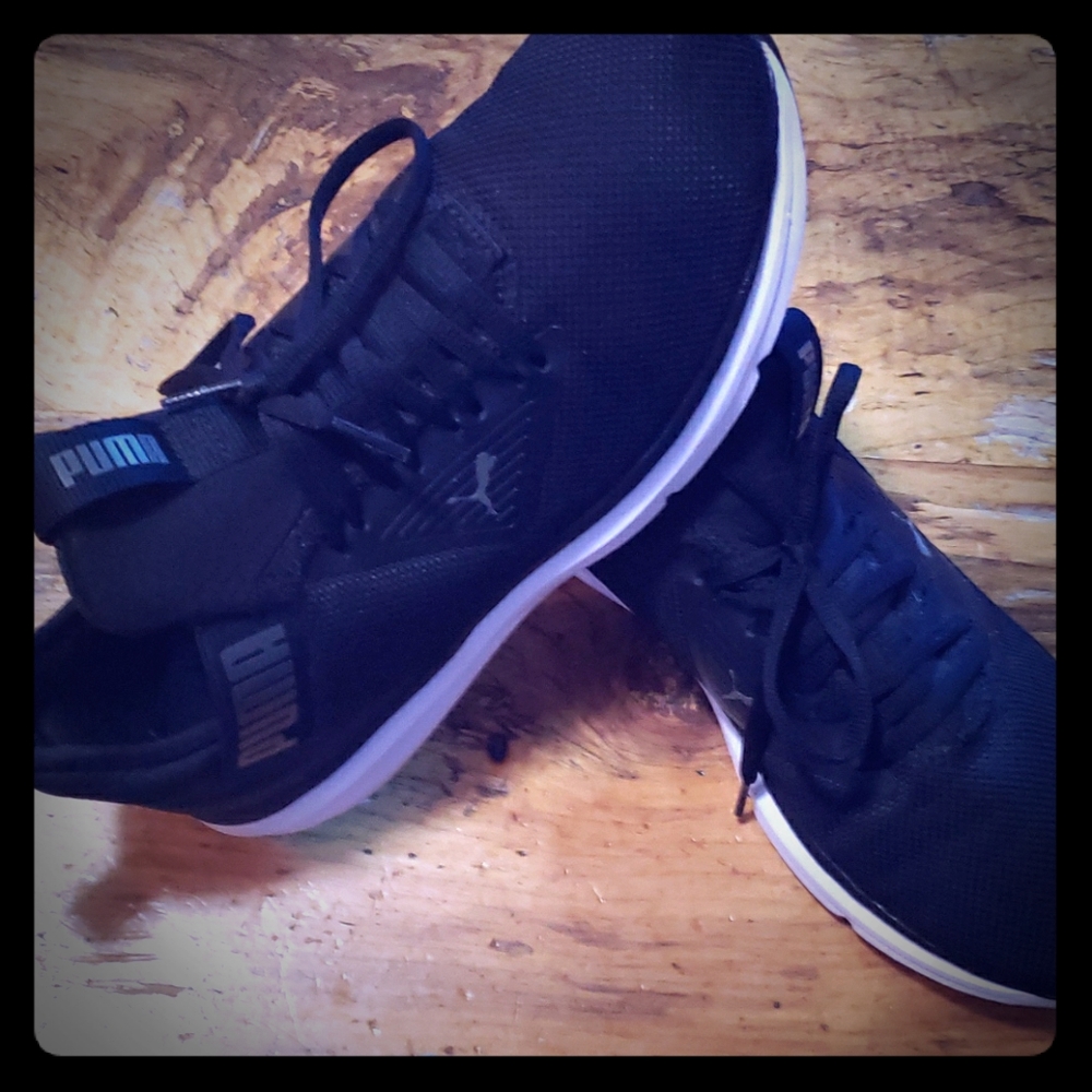 Womens black and white puma shoes